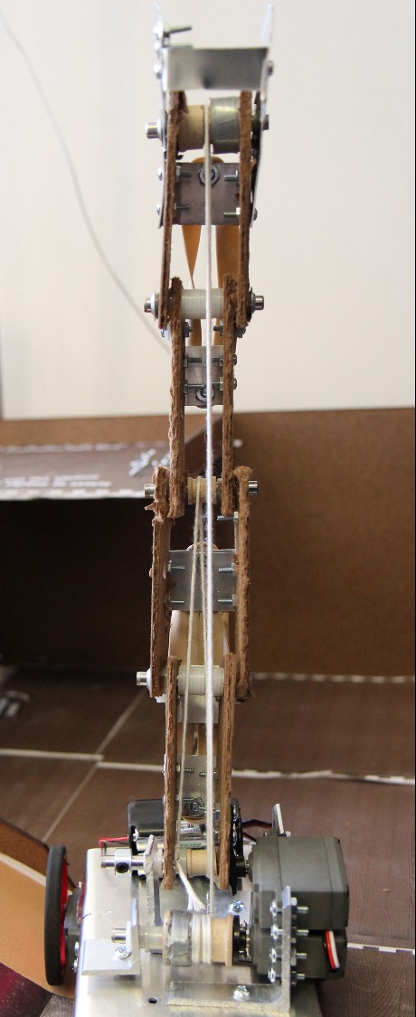 Arm mechanism side profile