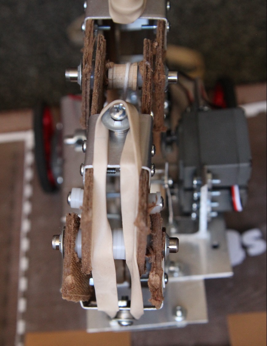 Linkage close-up